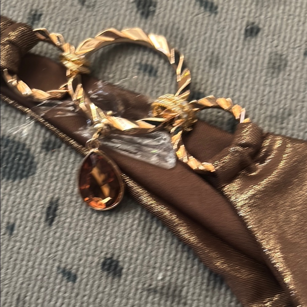 Bronze Bikini Jewel Detail - Picture 2 of 6